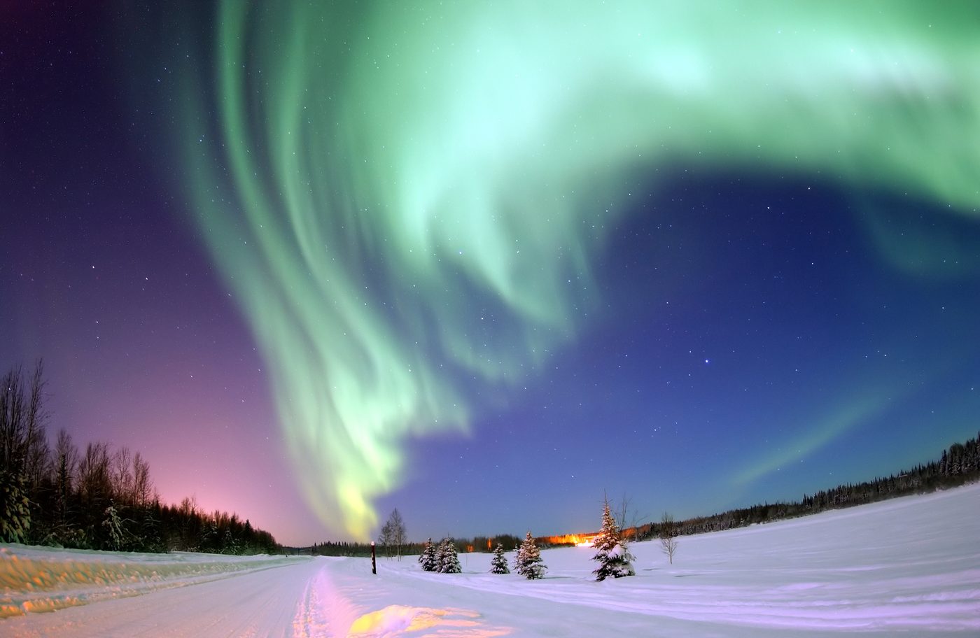 Northern Lights Small Group Chase